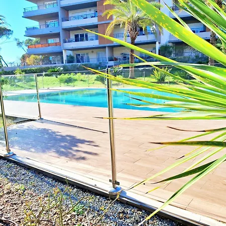 Spacieux T3-toit Terrasse-clim-wifi-piscine Διαμέρισμα